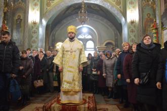 Нове у церквах Рівненщини: сповідь загальна, причастя надворі, хрещення та похорони по домівках