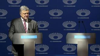 Порошенко на «Олімпійському»: після виборів всі голови ОДА напишуть заяви про відставку 