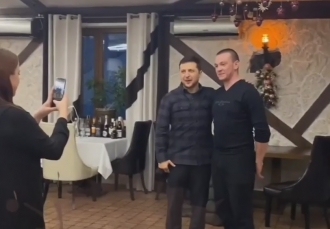 Президент Зеленський влаштував фотосесію в елітному ресторані неподалік Рівного (ВІДЕО)
