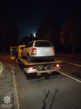 П'яний водій у Рівному рухався задом 