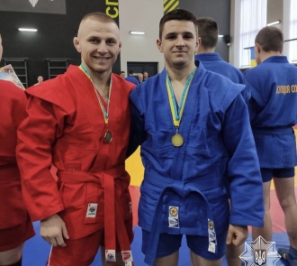 Рівненські патрульні вибороли перші місця у чемпіонаті з боротьби самбо