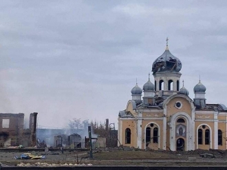 Російські окупанти нищать церкви та монастирі (ФОТО)