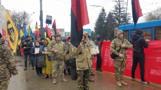 У Рівному добровольців вшанували урочистою ходою