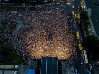 Вакарчук зібрав близько 10 тисяч людей на майдані у Рівному