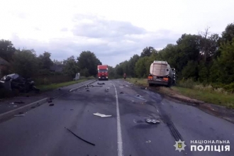 Вантажівка з Рівного потрапила у смертельну ДТП на Хмельниччині