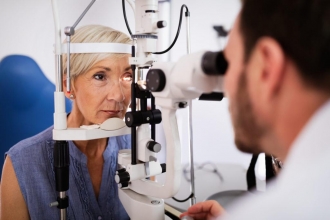 Як вибрати офтальмолога