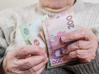 З 1 грудня виплати підвищать ще двом групам пенсіонерів