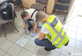 Здолбунівчанка незаконно постачала в Україну з Єгипту сильнодіючі ліки 