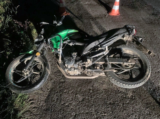16-річний мотоцикліст на Поліссі збив пішохода. Той - в реанімації