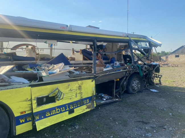 Автобус «Госпітальєрів» зіткнувся з вантажівкою, є жертви