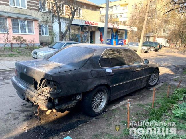 Автомобіль рівнянки вночі підпалили зумисне