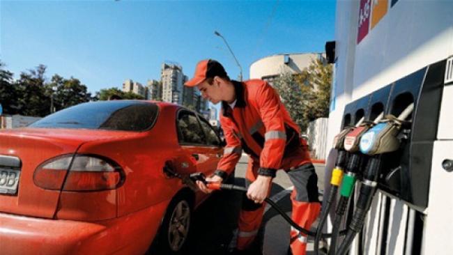 Бензин може подорожчати до 38 гривень за літр
