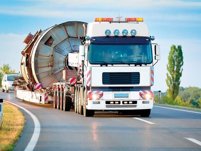 Доставка негабаритних вантажів — правила та особливості
