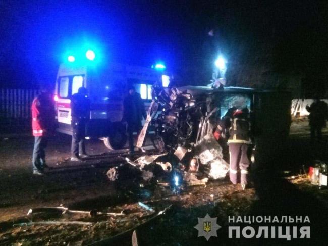 ДТП у Корецькому районі: загинув 18-річний водій мікроавтобуса, а пасажири - травмовані