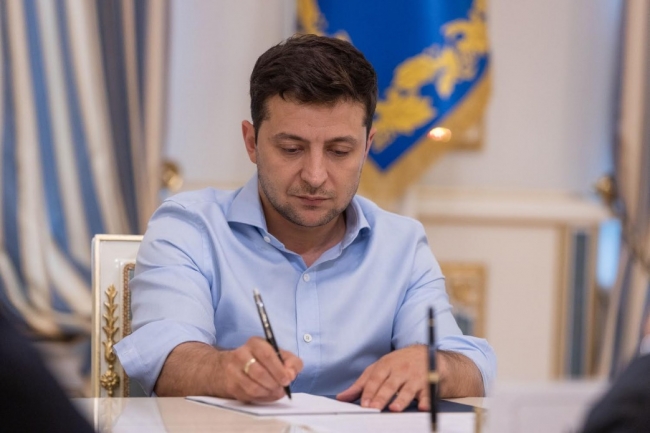 Двох тренерів з Рівненщини відзначив президент України