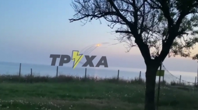 Із Криму по Україні випустили вісім ракет (ВІДЕО)