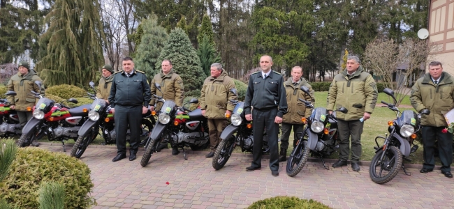 Кращим лісівникам Сарненщини видали 15 мотоциклів