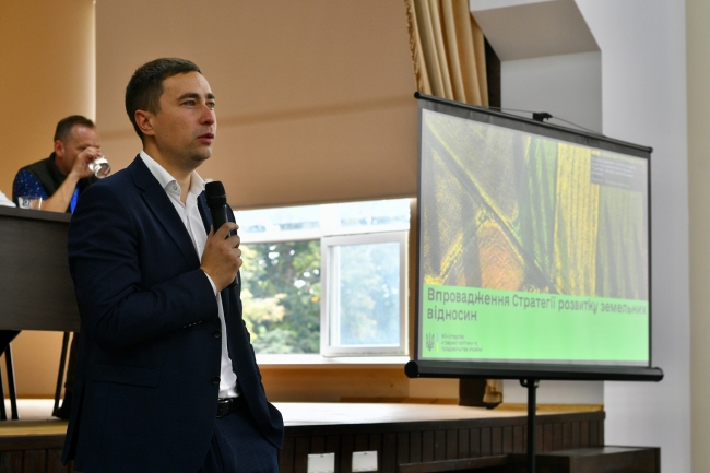 Міністр Лещенко обговорює на Рівненщині проблеми агровиробництва