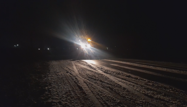Мороз і туман перетворював дороги на Рівненщині на «скло»
