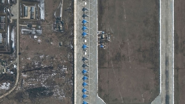 На аеродромі в Росії знищили літак та склад боєприпасів