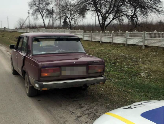 На Рівненщині молодий водій пропонував поліції $100 хабара