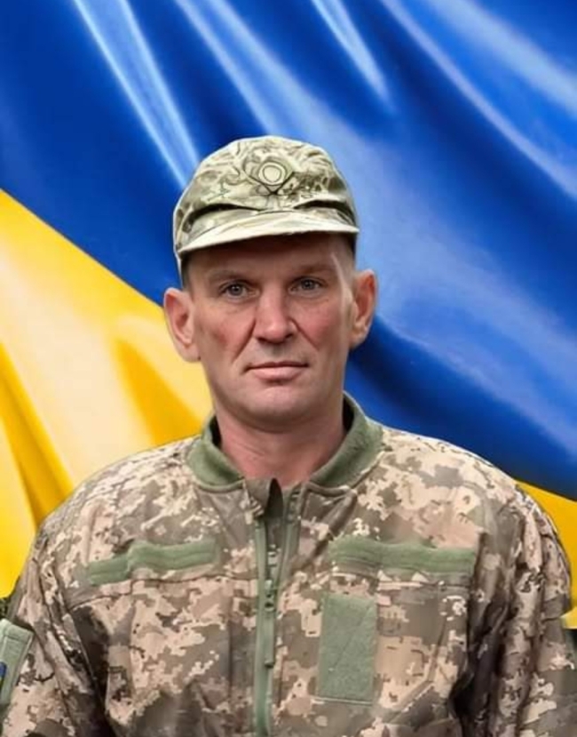 На Рівненщині попрощалися із стрільцем, який поліг на чужині