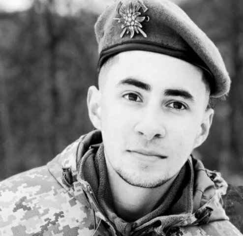 На Рівненщині прощаються з військовим медиком, який загинув на Луганщині