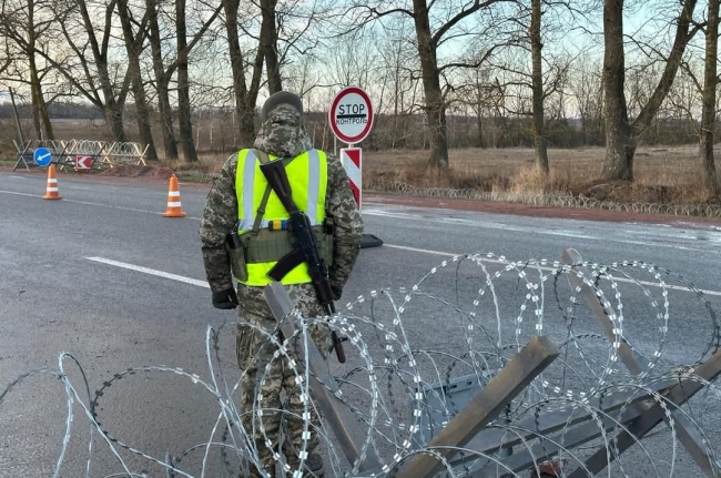 На Рівненщині водія автівки покарають за злісну непокору прикордонникам