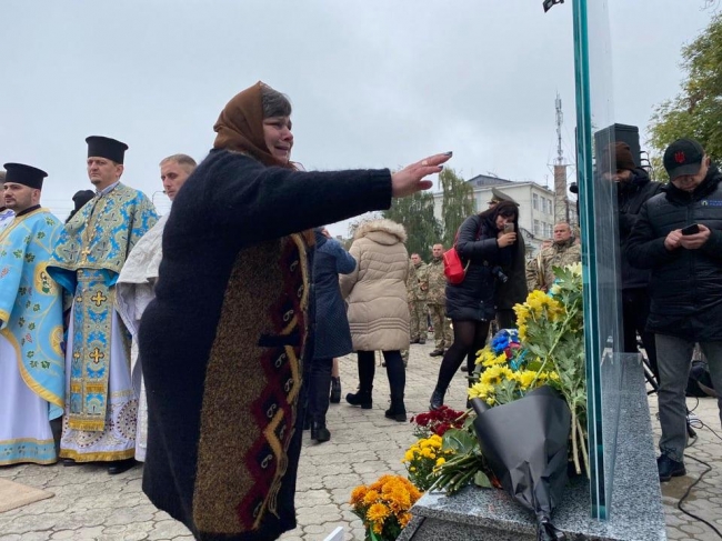 На території Покровського собору відкрили меморіал пам’яті Героїв Небесної та АТО (ФОТО)