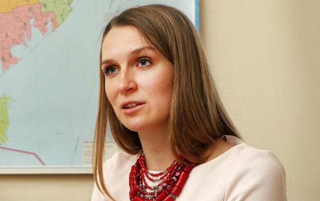 Нардепка Соломія Бобровська хоче заборонити музику та фільми в автобусах 