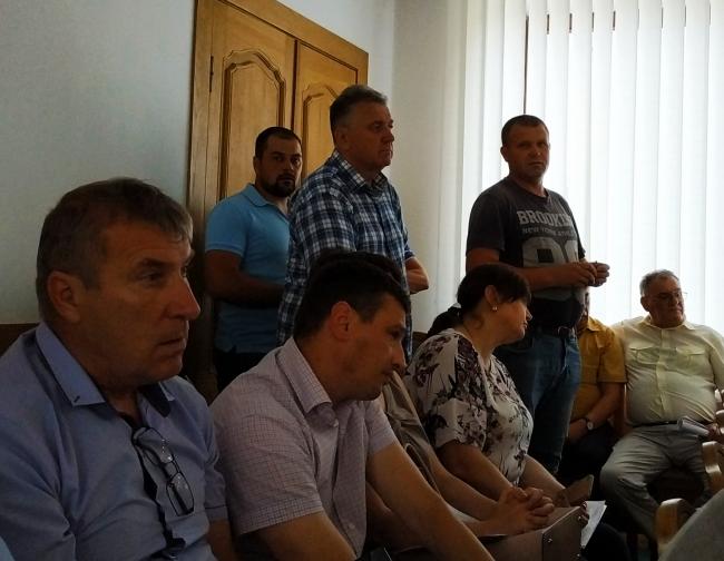 Обарівські депутати приїхали просити обласних про об`єднання