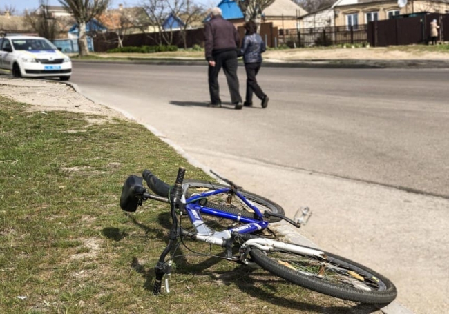 Одинадцятирічний велосипедист зіткнувся з легковиком