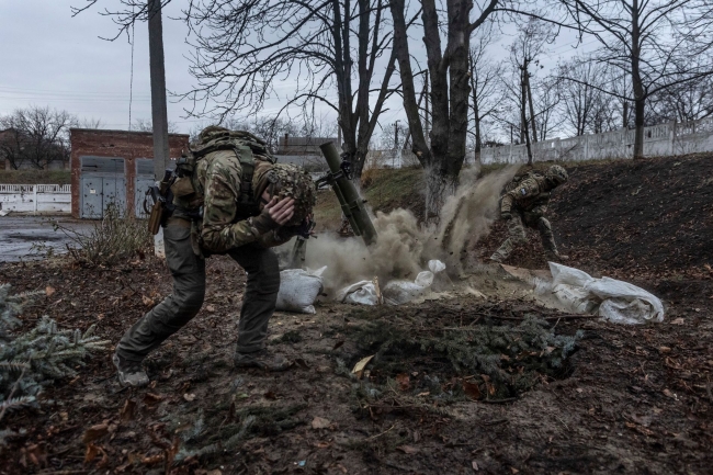 Під Бахмутом завдяки дронам росіян знищують в режимі онлайн (ВІДЕО)