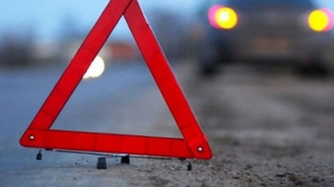 Бетонозмішувач збив мотоцикліста на трасі поблизу Обарова