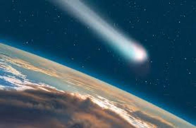 Подивіться на небо – не пожалкуєте: комета Neowise в усій красі