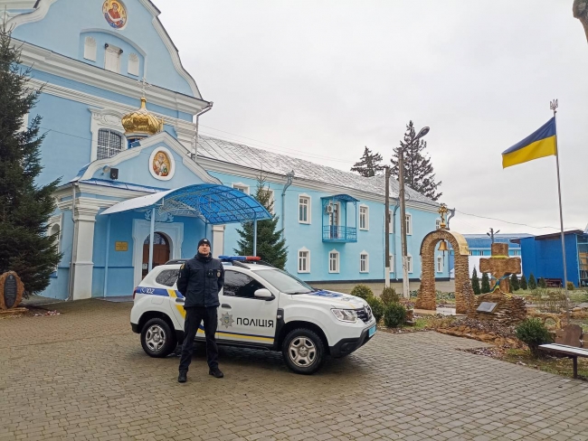 Поліцейські розповіли, як пройшли різдвяні богослужіння на Рівненщині