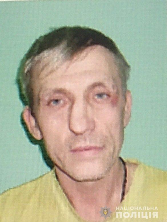Поліція розшукує жителя Квасилова, який ледь не вбив пасинка