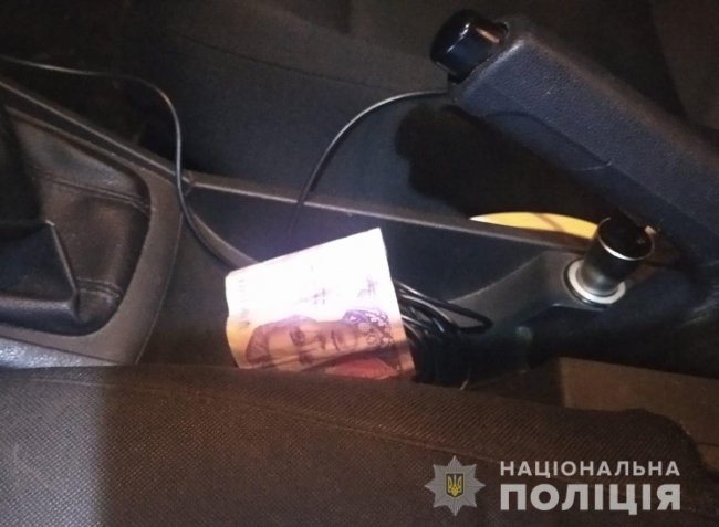 П`яний водій з Рівненщини давав хабаря поліцейським, а вони не взяли