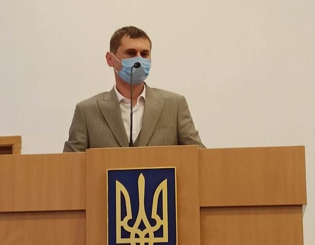  Рівненська облрада спізнилася, а депутати ще й узяли перерву