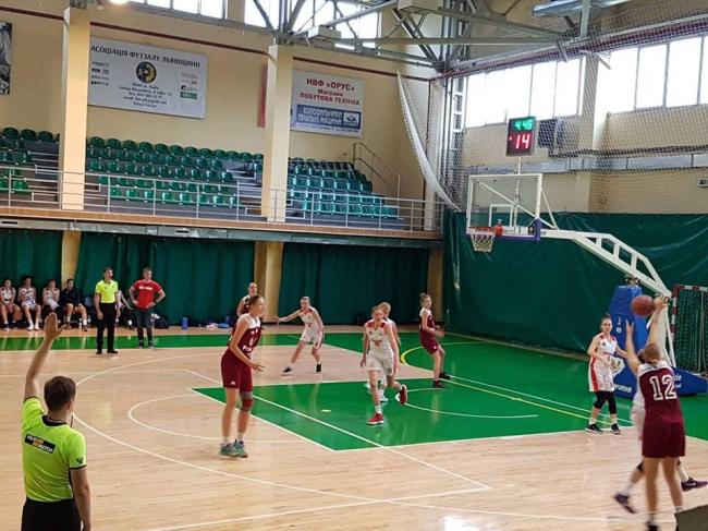 Рівненські баскетболістки здобули у Львові першу перемогу
