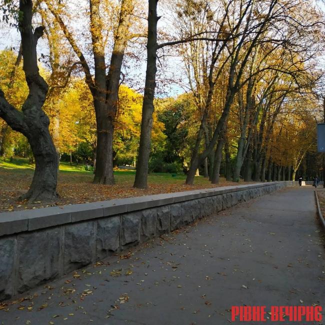 Рівнян запрошують на безкоштовну екскурсію парком Шевченка