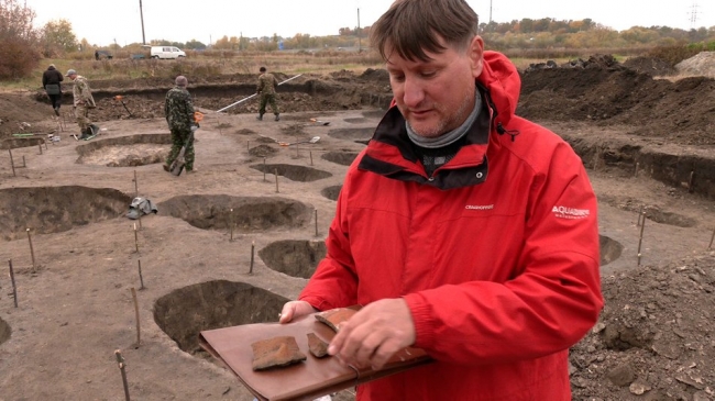 Розкопали ритуальне поховання археологи біля Рівного (ВІДЕО)