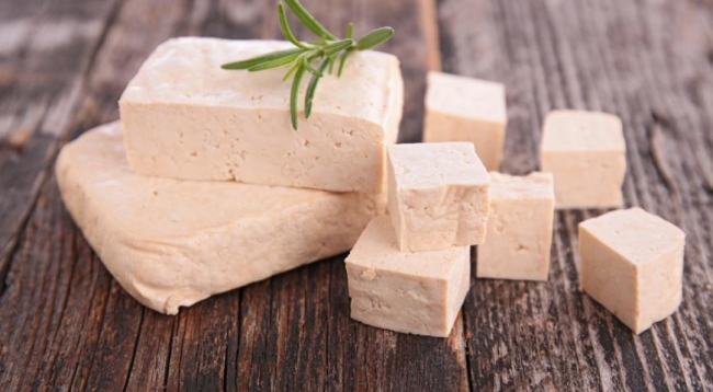 Що таке тофу, та з чим його їдять