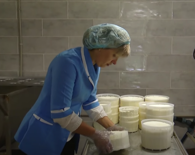Сім’я постачає оригінальні сири в сотні магазинів Рівного та Здолбунова (ВІДЕО)