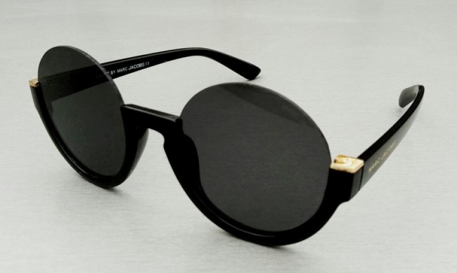 Солнцезащитные очки бренда Marc Jacobs: стиль и качество при защите ваших глаз
