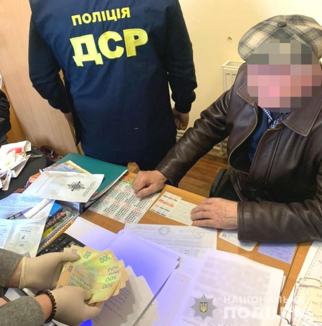 Стало відомо, якого саме директора ринку в Дубні затримала поліція на хабарі