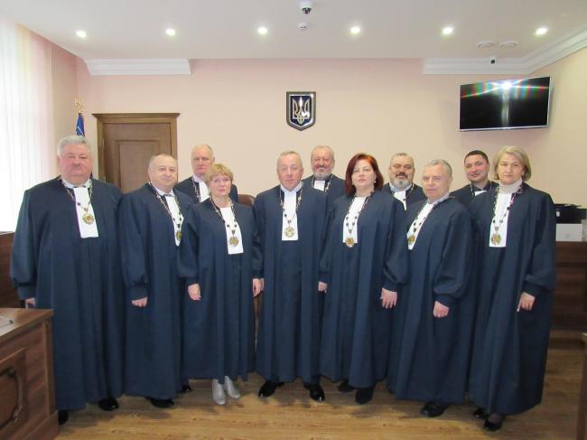 рівненські судді у новому одязі