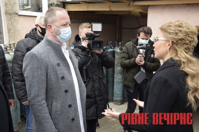 Тимошенко наказала, щоб у Сарнах була киснева станція, а не балони