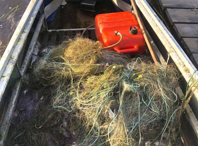 Трьох рибалок з Дубенщини впіймали на незаконному вилові риби