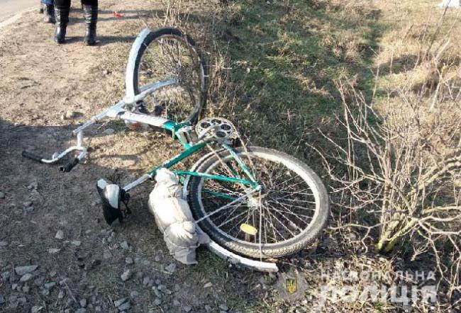 У Березному збили дядька на велосипеді, який був напідпитку